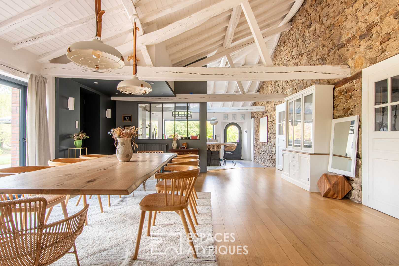 Propriété d&rsquo;exception : Authentique longère rénovée