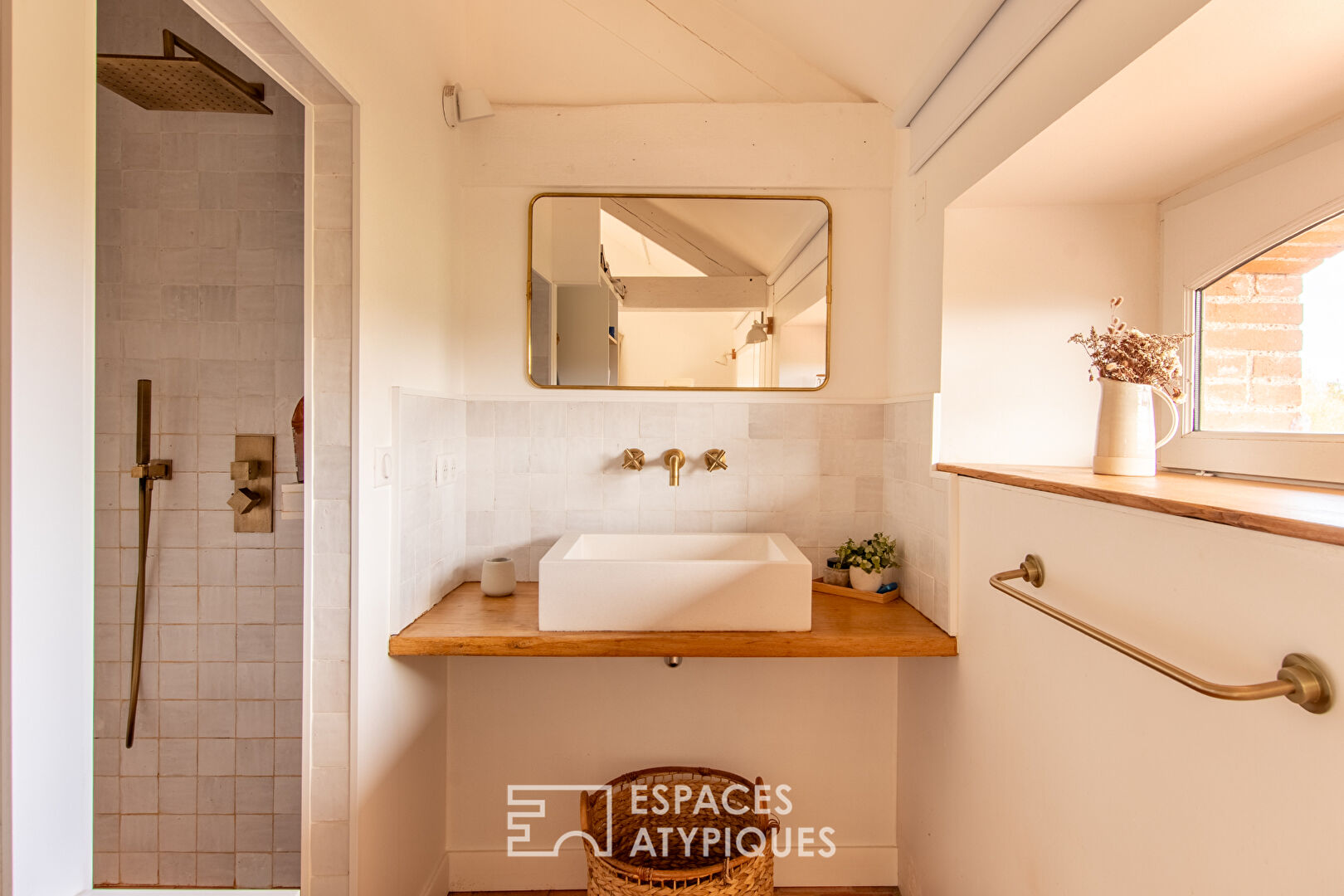 Propriété d&rsquo;exception : Authentique longère rénovée