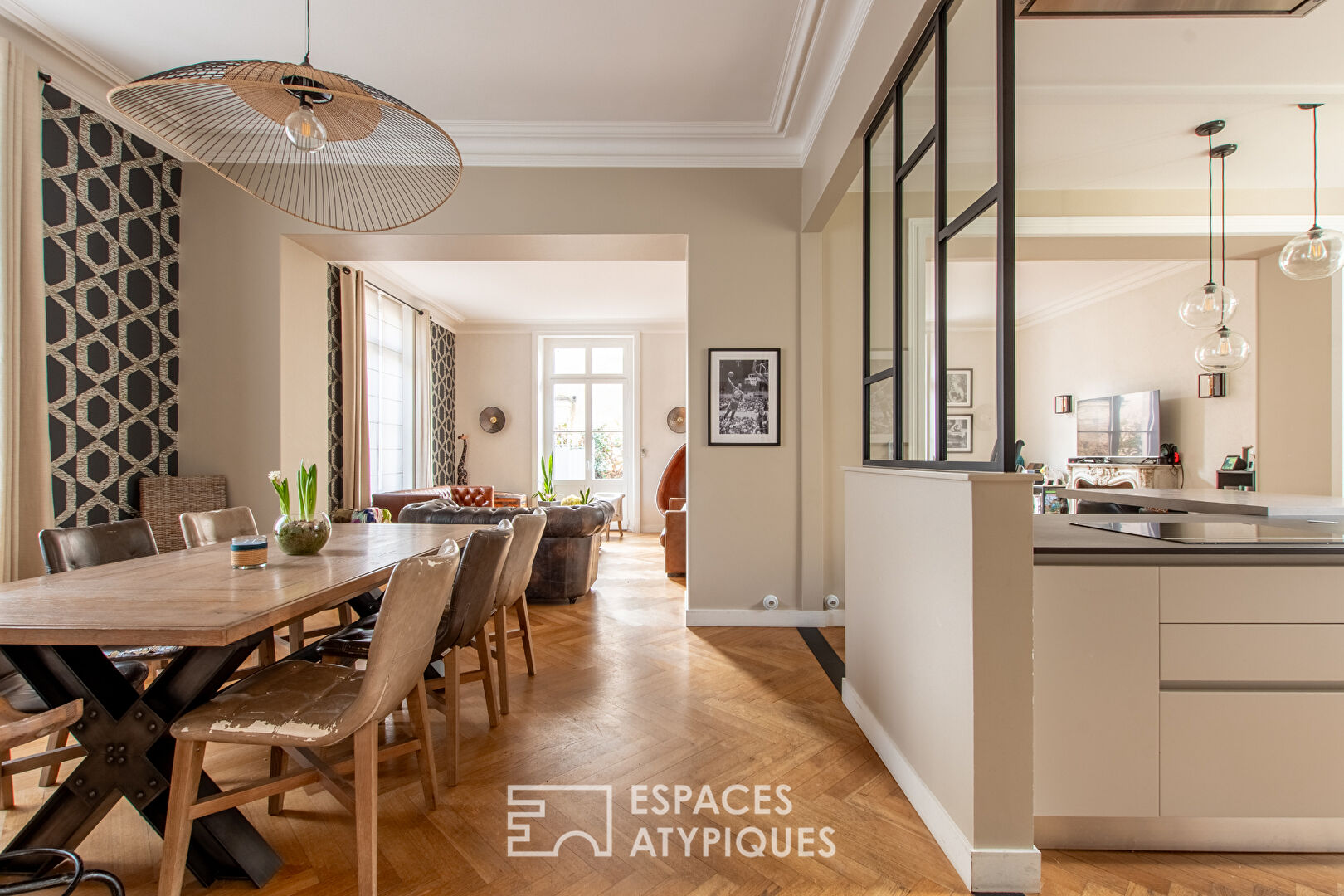 Spacious family home in the city center