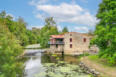 Ancien moulin rénové au bord de l&rsquo;Evre