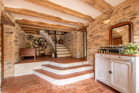 Ancien moulin rénové au bord de l&rsquo;Evre