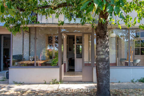 Maison de ville atypique avec jardin