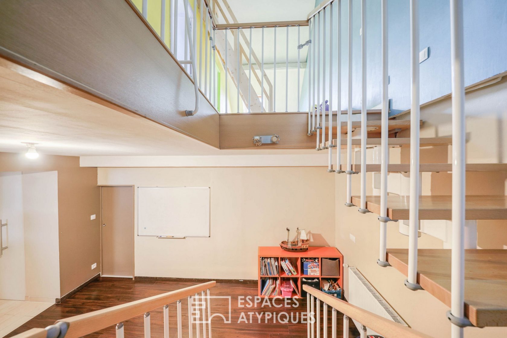 Graineterie réhabilitée en loft en cœur de bourg