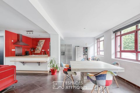 Graineterie réhabilitée en loft en cœur de bourg