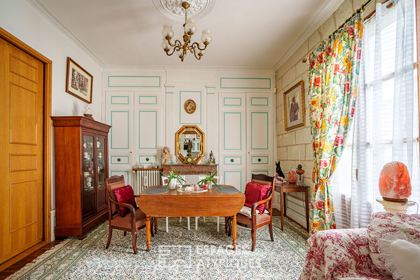 Private mansion: volumes and authenticity in the city center