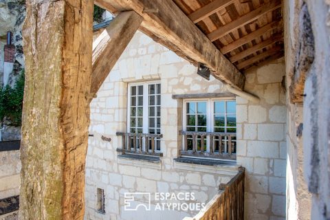 Semi-troglodyte house with garden and Loire view