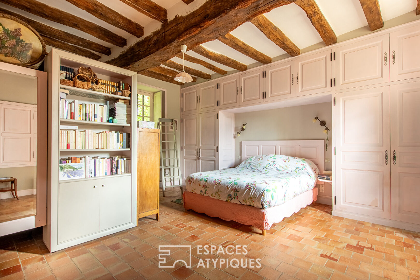 17th century tuffeau stone haven in the heart of a characterful village