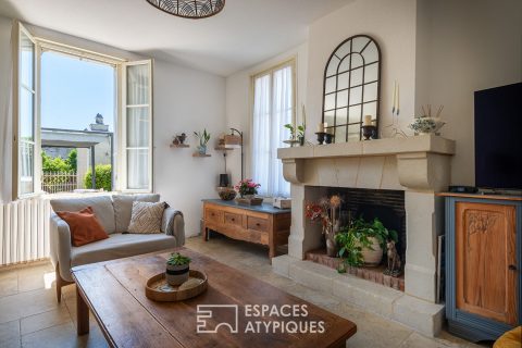 Maison de Maître et dépendances, entre bourg et campagne.