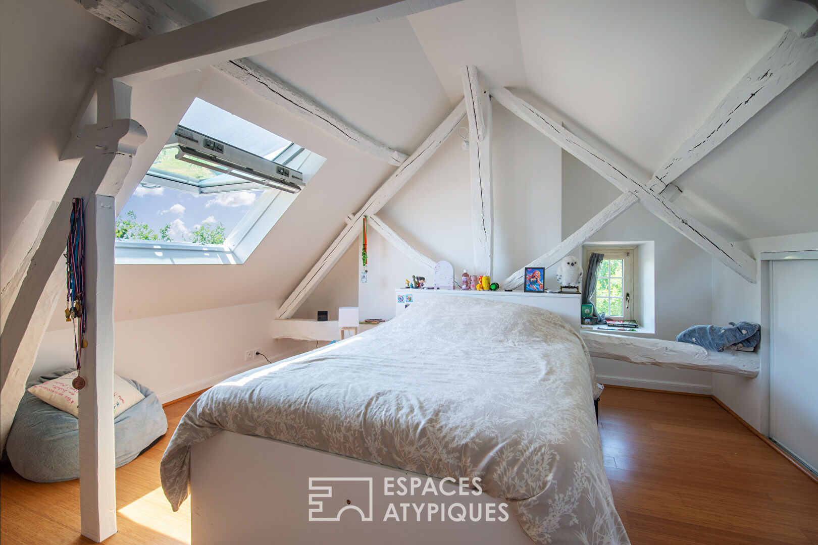 Propriété de caractère du XVIème siècle avec gîte et extérieurs d’exception