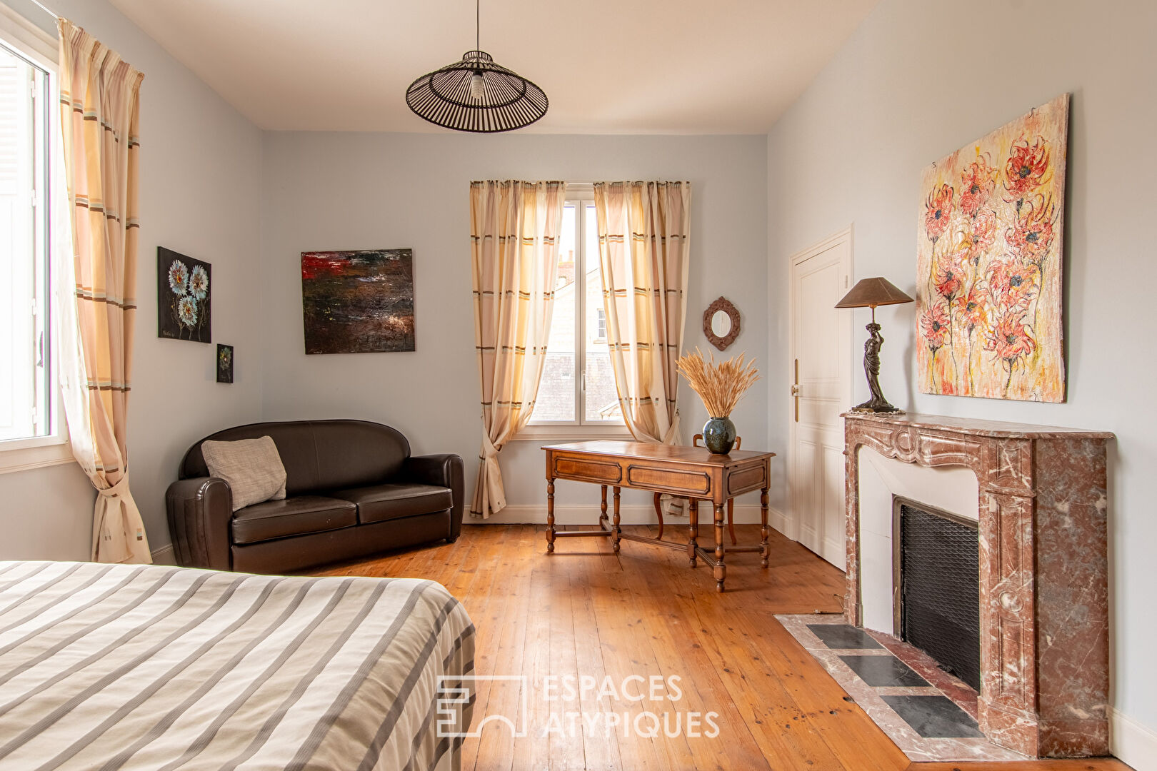 Maison de maître avec appartement attenant et parc arboré