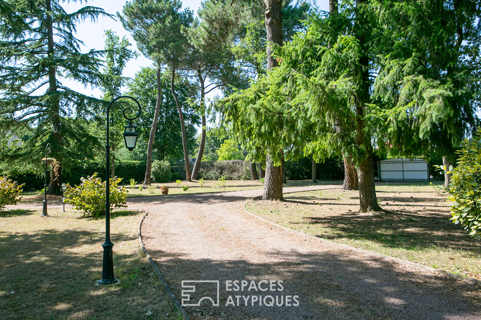 Propriété de caractère au coeur d’un parc arboré
