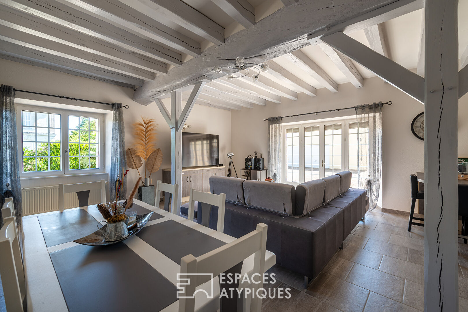 Maison de bourg aux prestations soignées