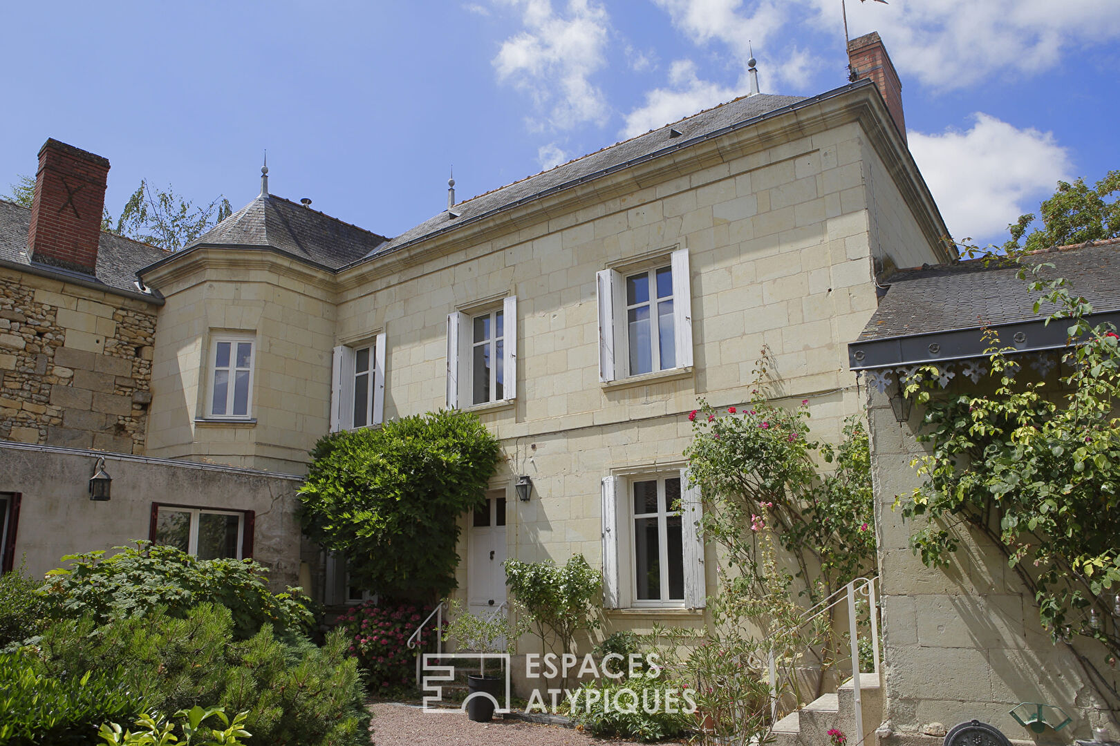 Property of character and history in the heart of town