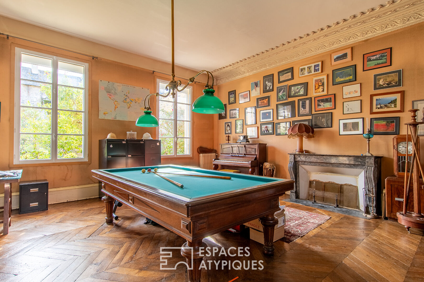 Maison de Maître du XVIIe au charme ancien et jardin secret