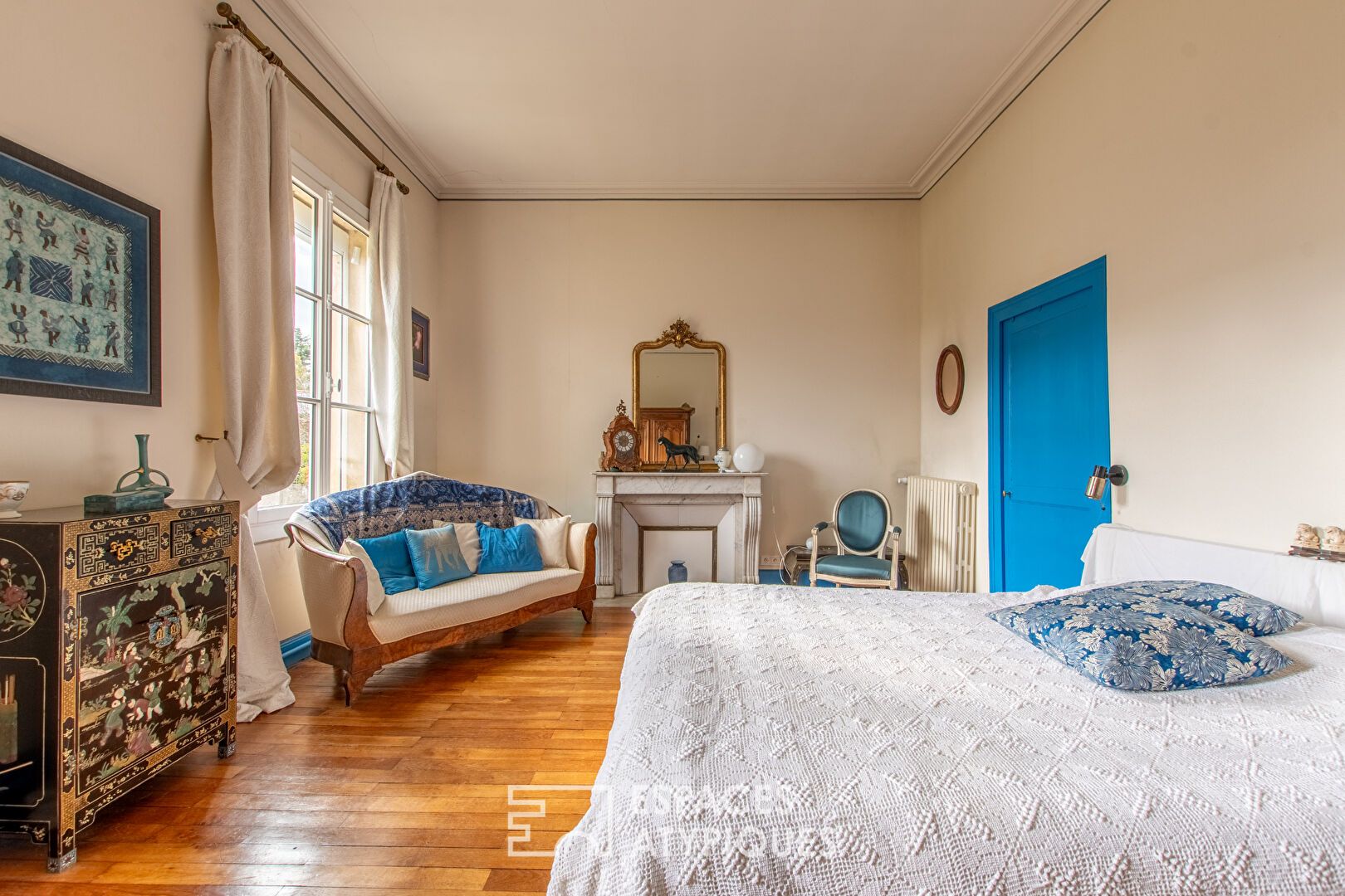 Maison de Maître du XVIIe au charme ancien et jardin secret