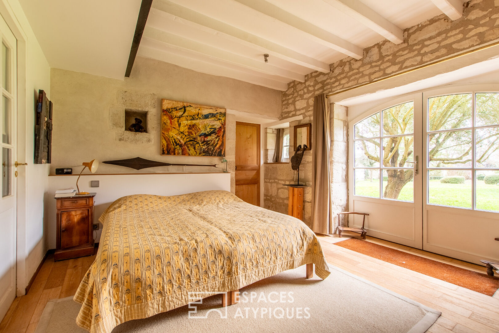 Ensemble de caractère entre héritage historique et horizons contemporains