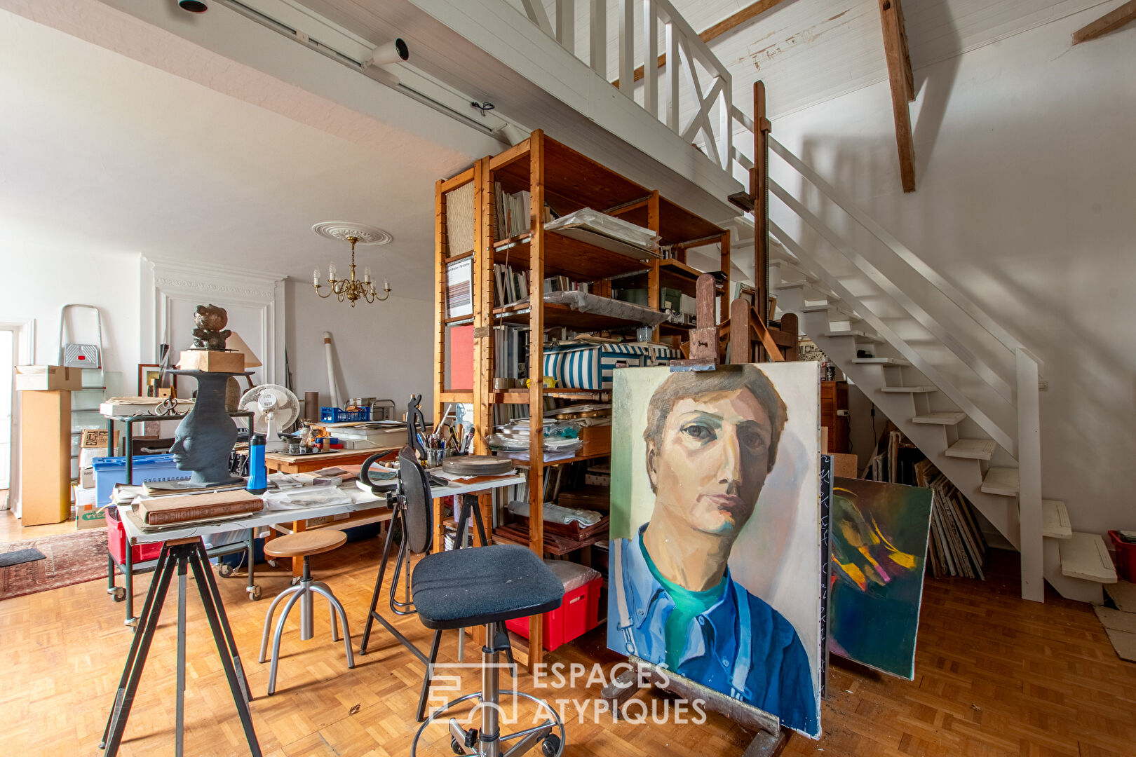 Ensemble de caractère entre héritage historique et horizons contemporains