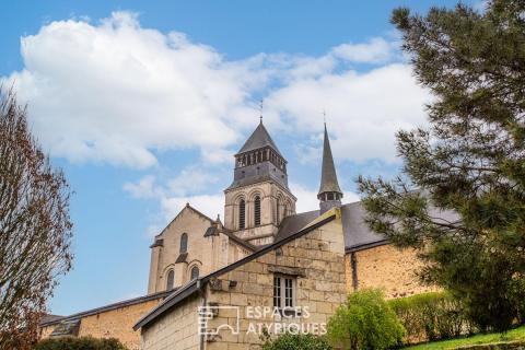 Maison historique avec vue sur l&rsquo;abbatiale de Fontevraud