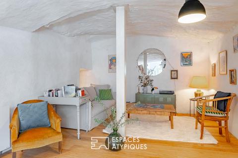 Habitat troglodytique au charme ligérien