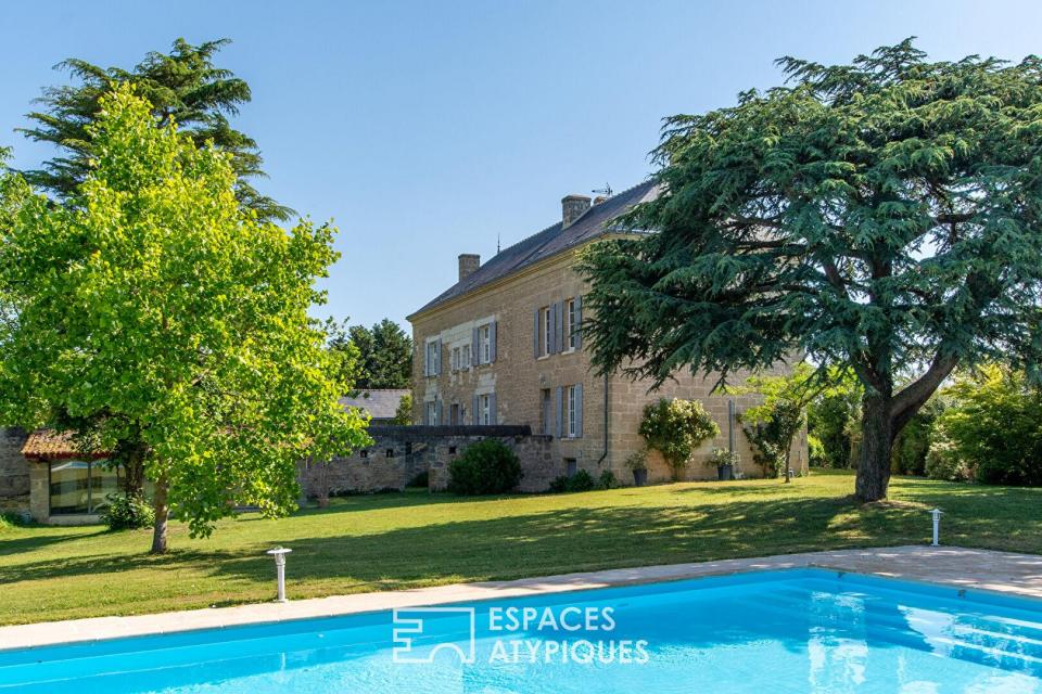 Propriété d'exception entre patrimoine ancien et confort contemporain