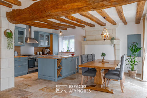 Maison de caractère rénovée et son jardin bucolique