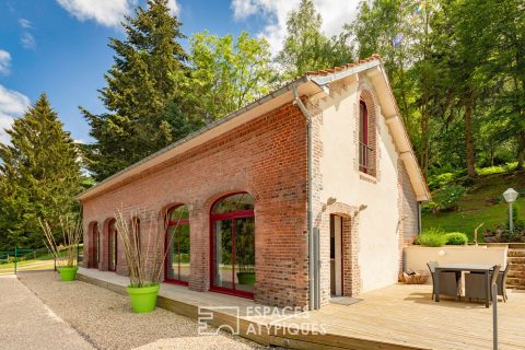 Ancienne écurie devenue loft en bordure de forêt