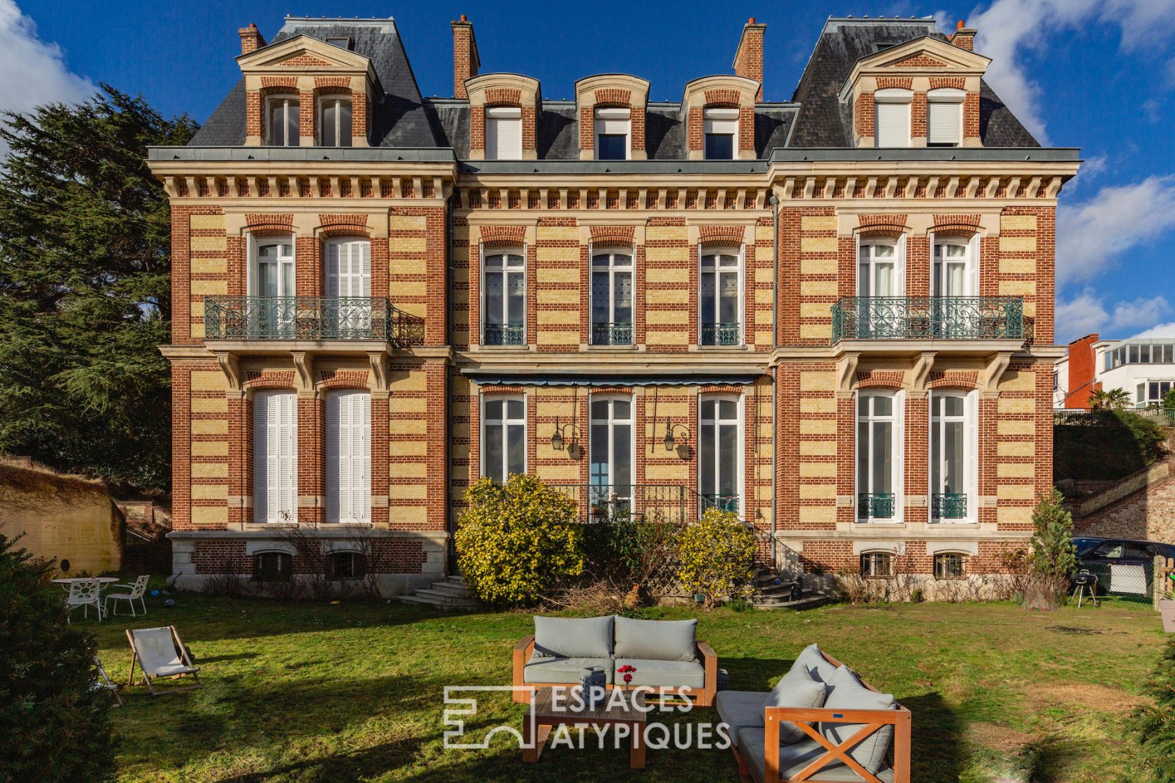 19th century apartment revisited with garden and panoramic view