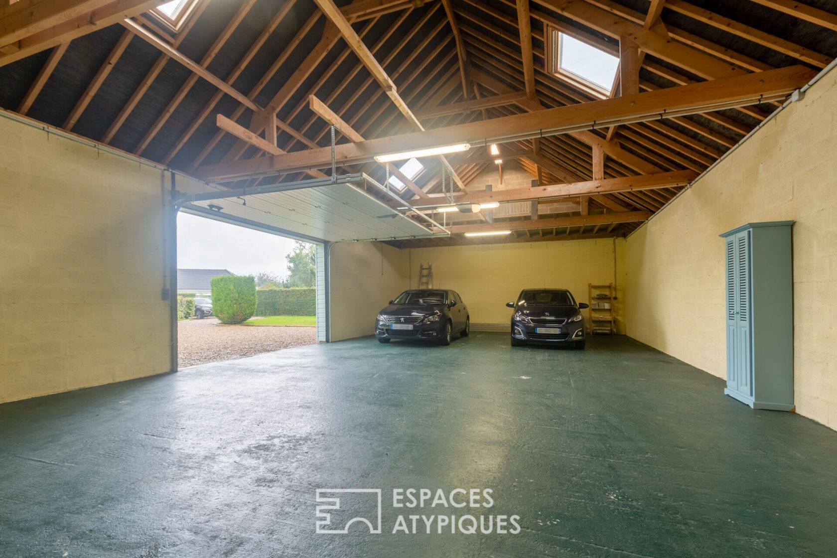 Architect house open to nature – near Honfleur