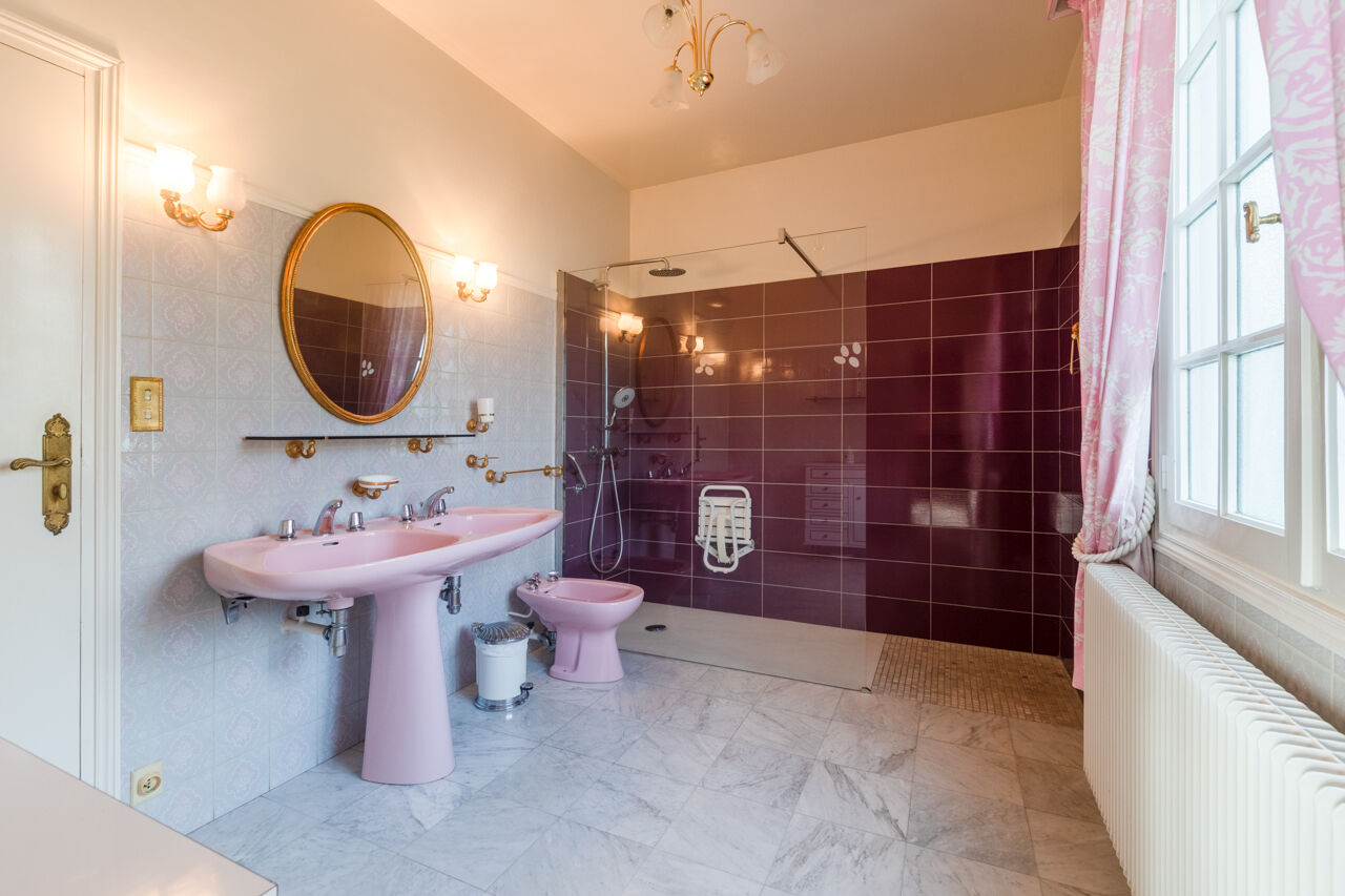 Property with panoramic view of the Seine