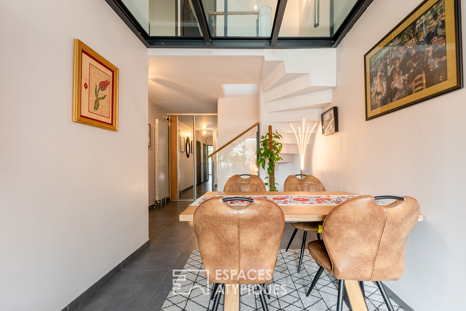 Appartement en duplex avec terrasse – Quartier Saint Clément