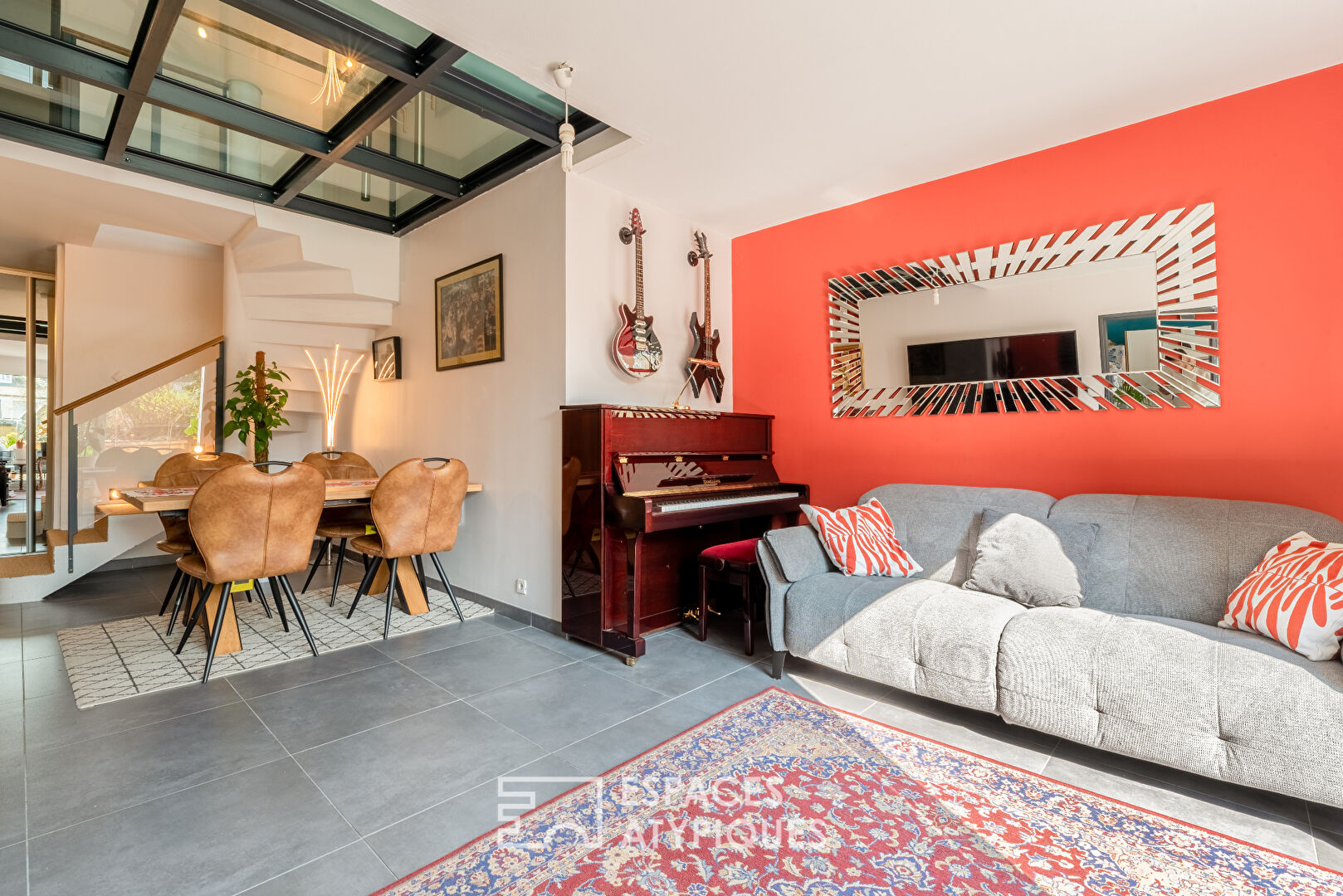 Appartement en duplex avec terrasse – Quartier Saint Clément