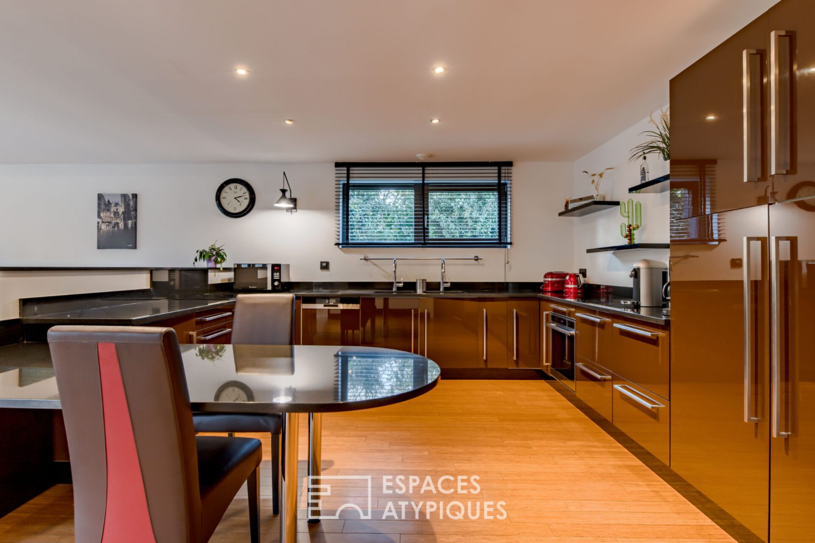 BBC architect house in half-level timber frame