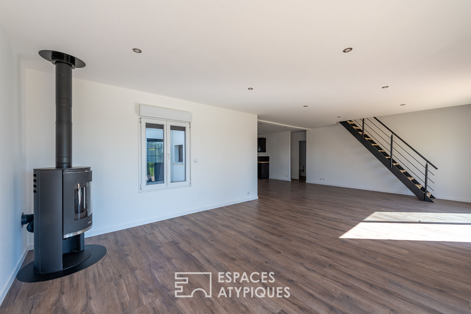 Maison familiale rénovée de 5 chambres avec jardin