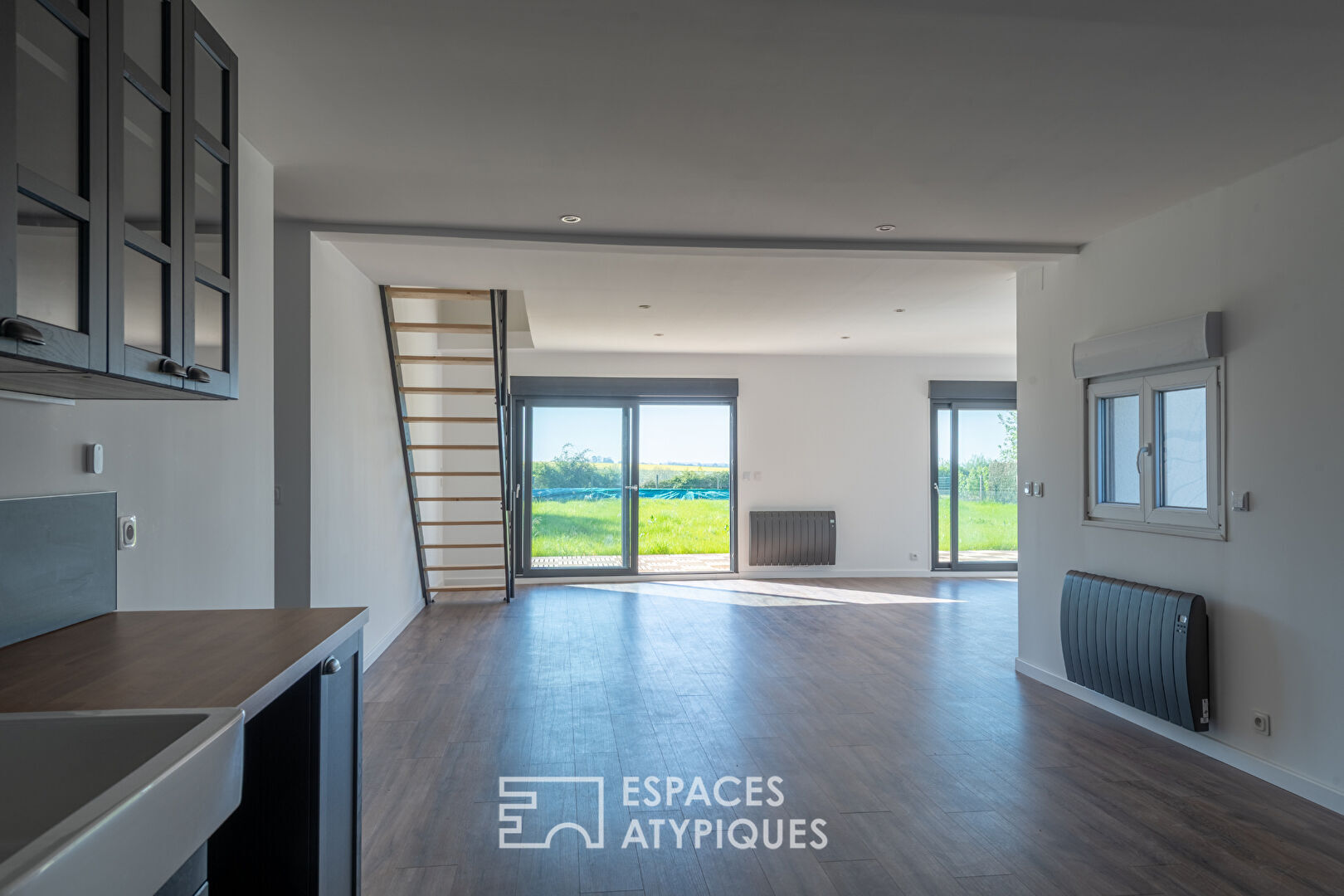 Maison familiale rénovée de 5 chambres avec jardin