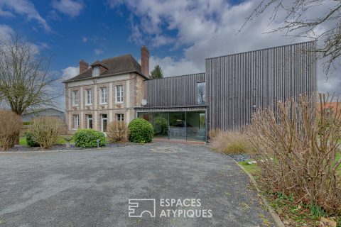 Ecole du village reconvertie en concept architectural