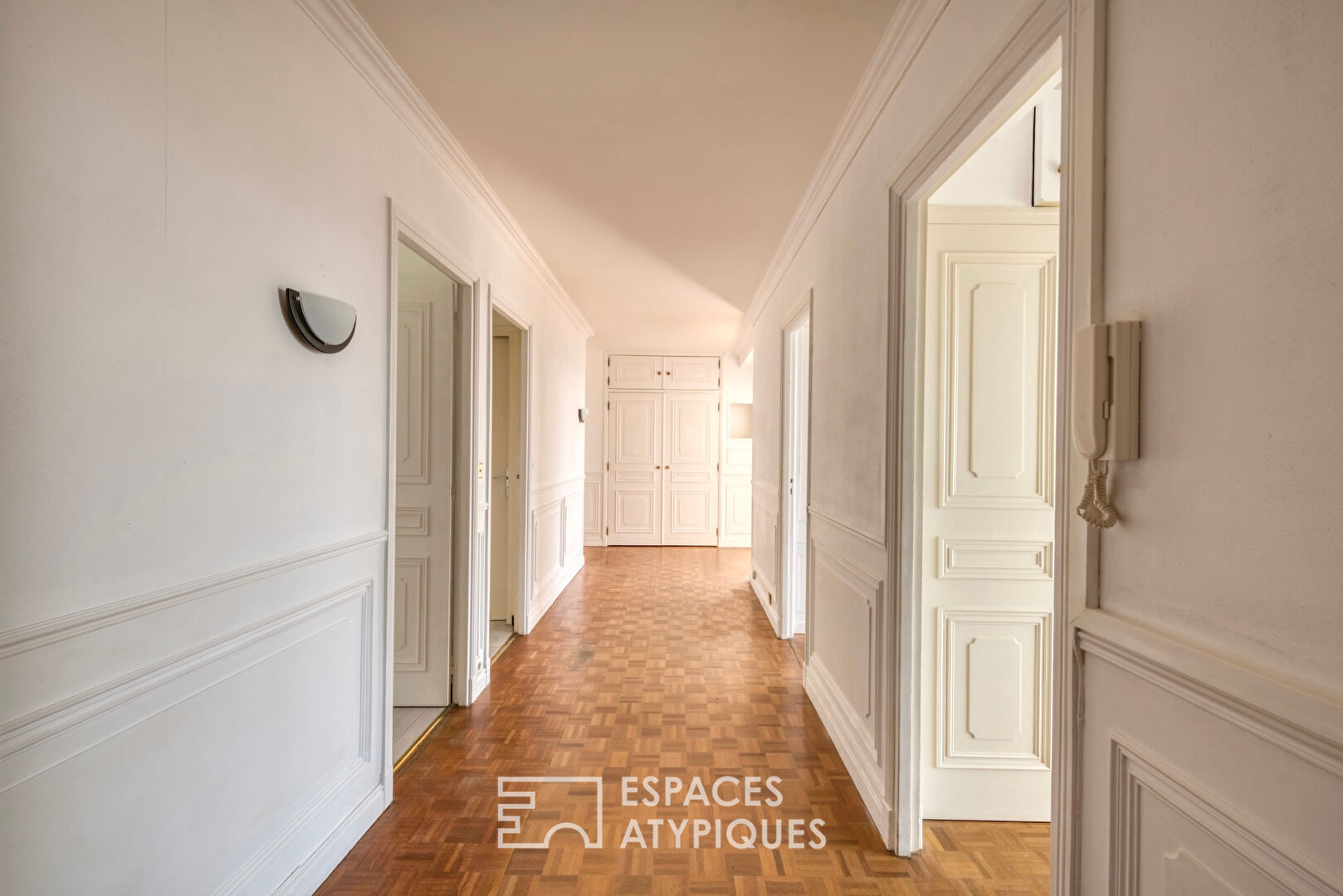 Appartement avec balcon et vue panoramique sur la ville et l’estuaire