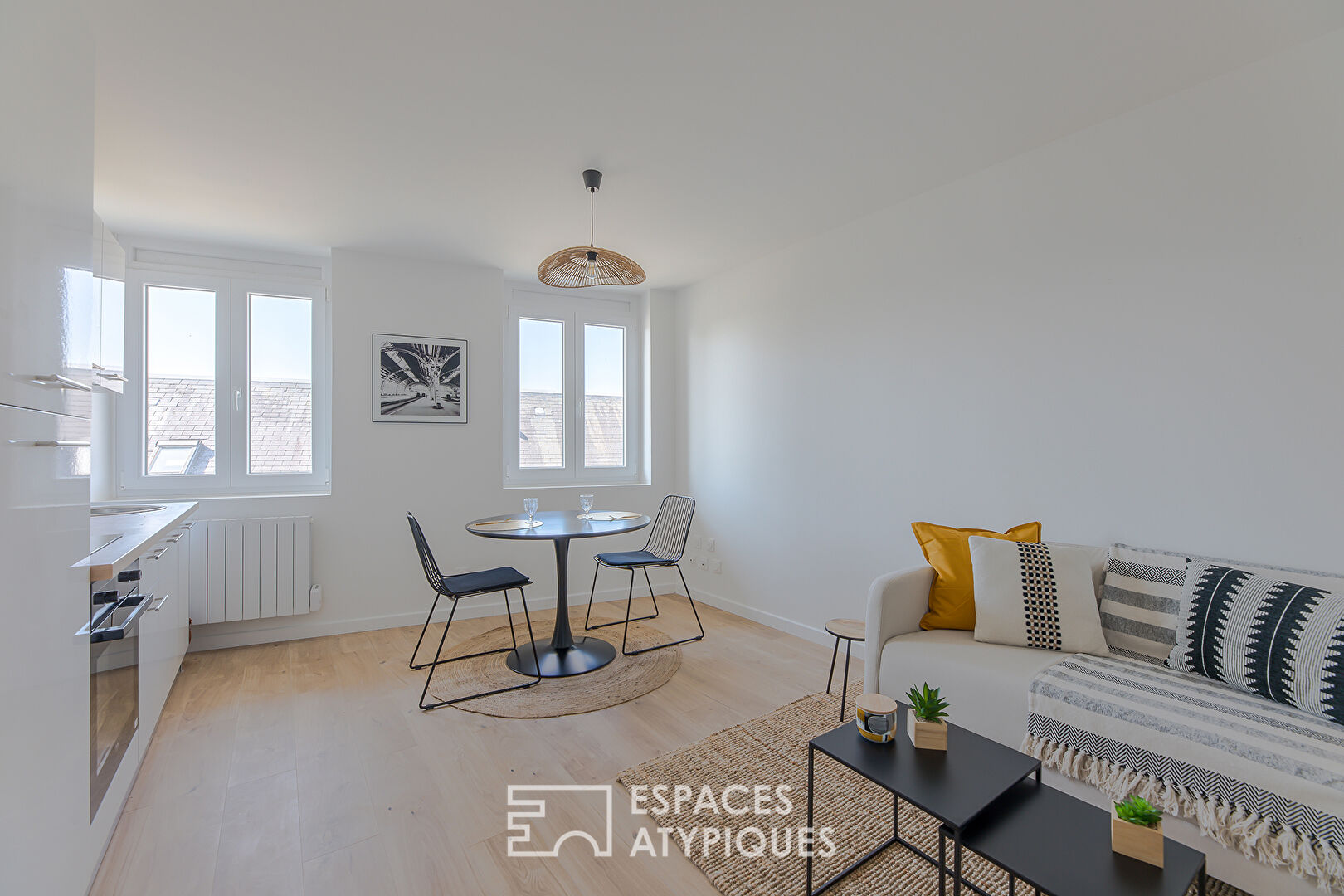 Renovated and furnished apartment Saint André district