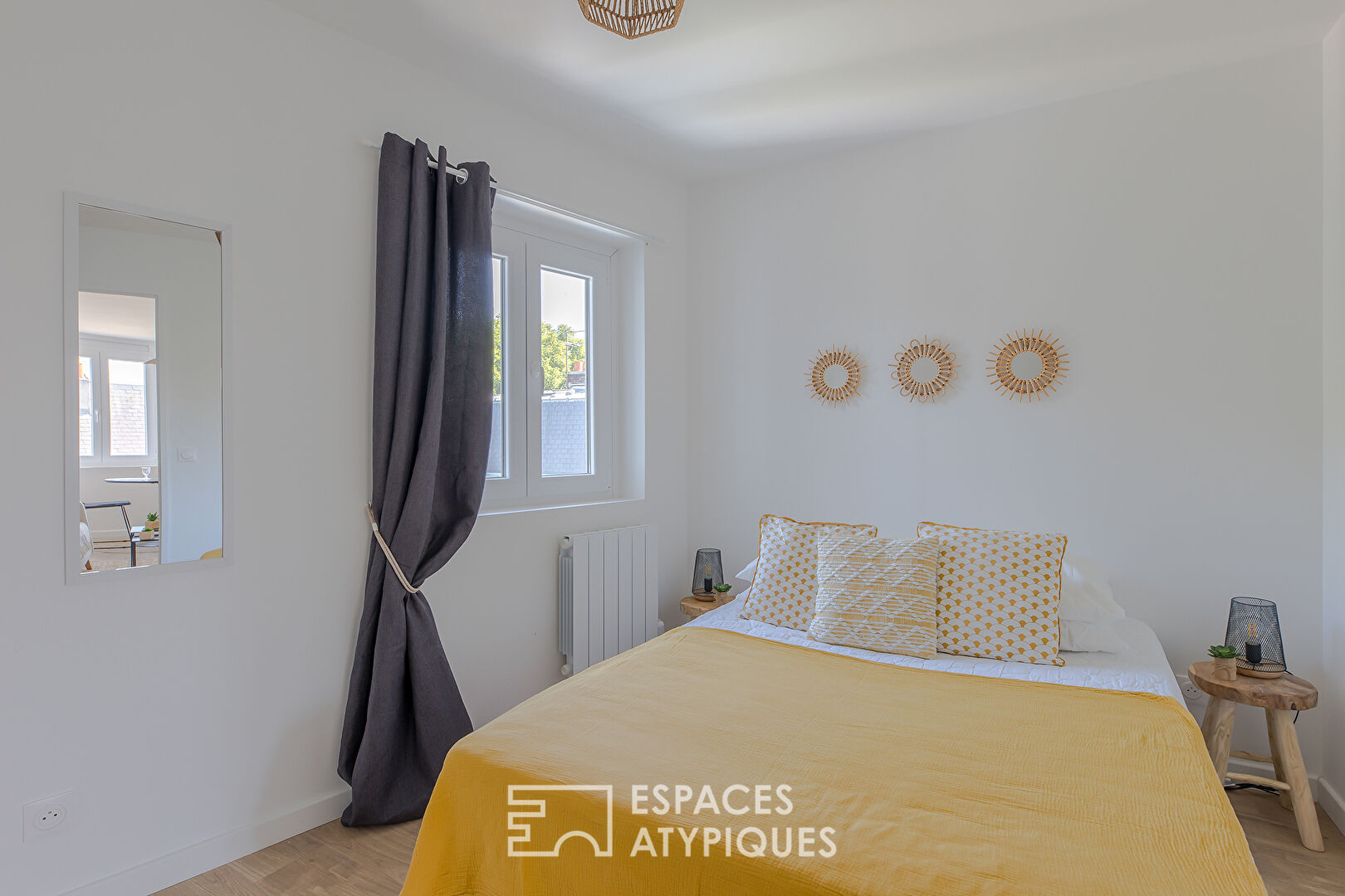 Renovated and furnished apartment Saint André district