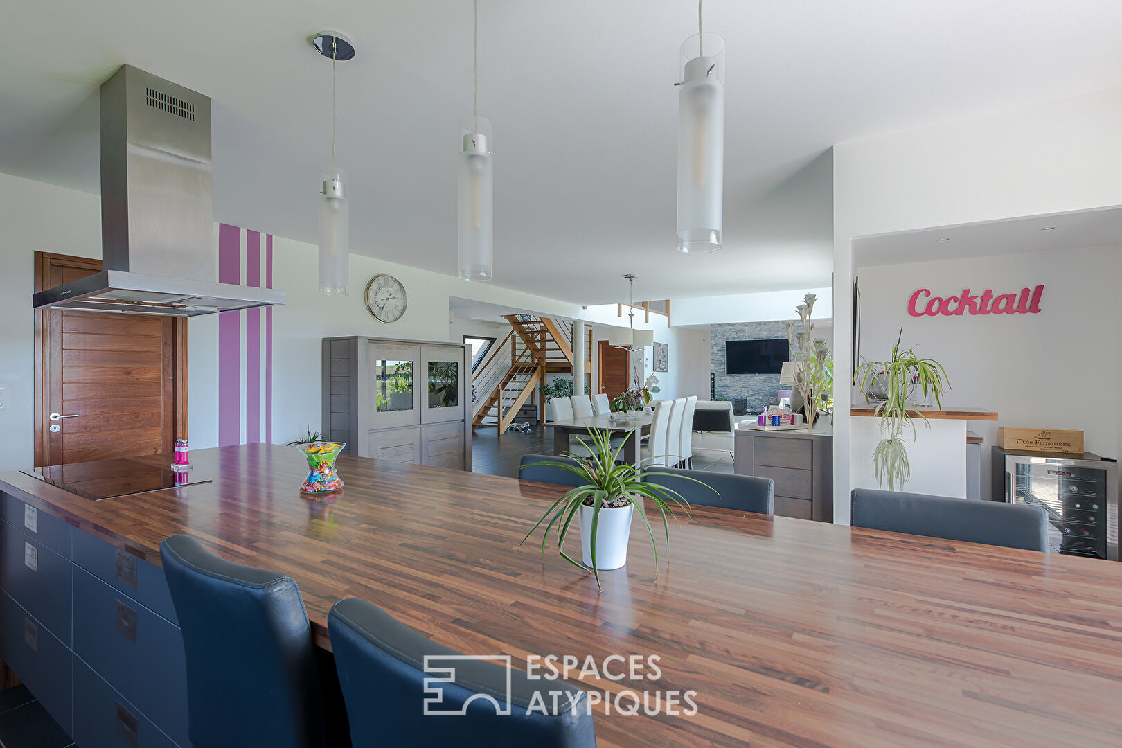 Contemporary with countryside views