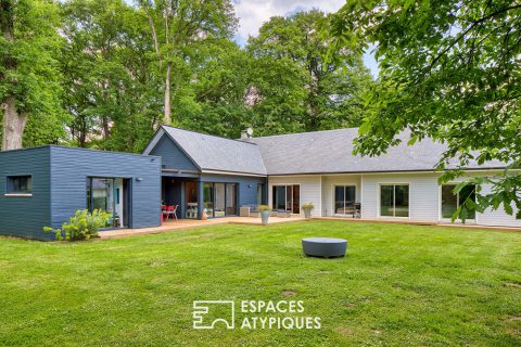 Maison d’architecte en lisière de forêt à Forges-les-Eaux