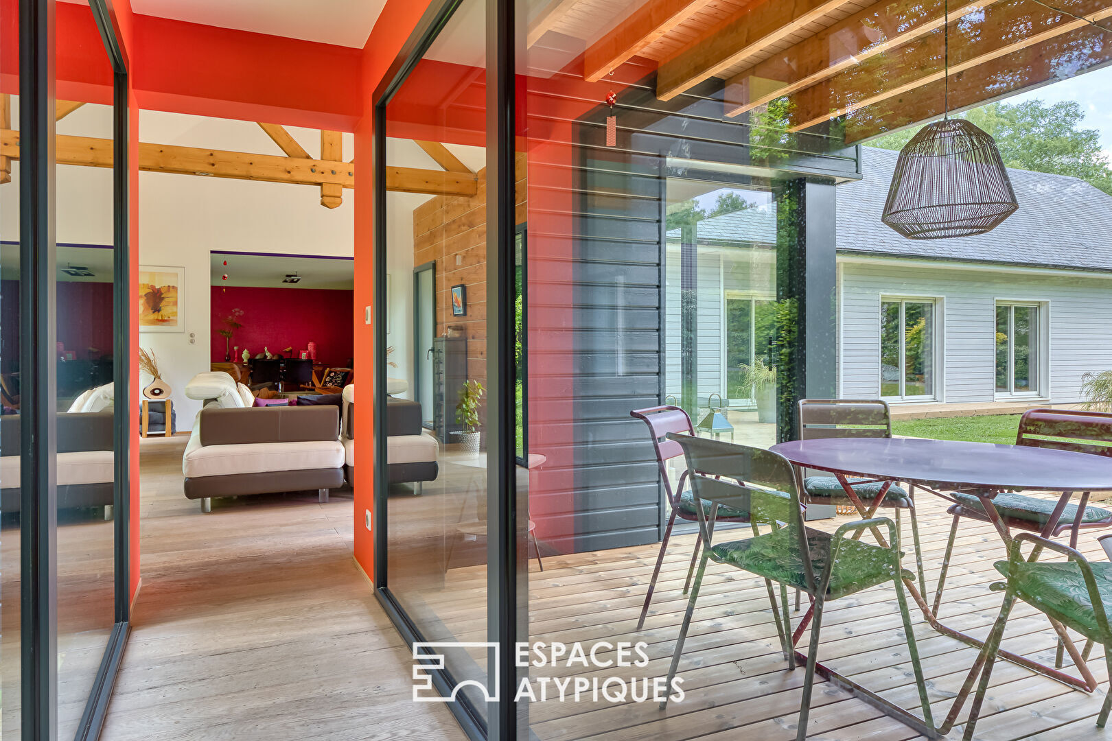 Maison d’architecte en lisière de forêt à Forges-les-Eaux