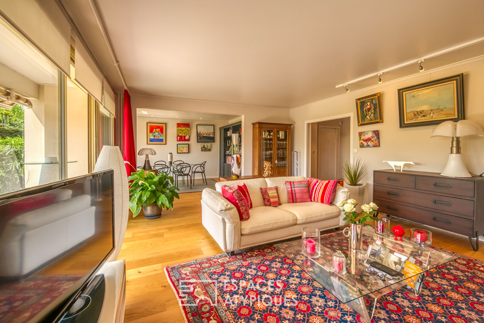 Comfortable garden-level apartment in the Felix Faure area