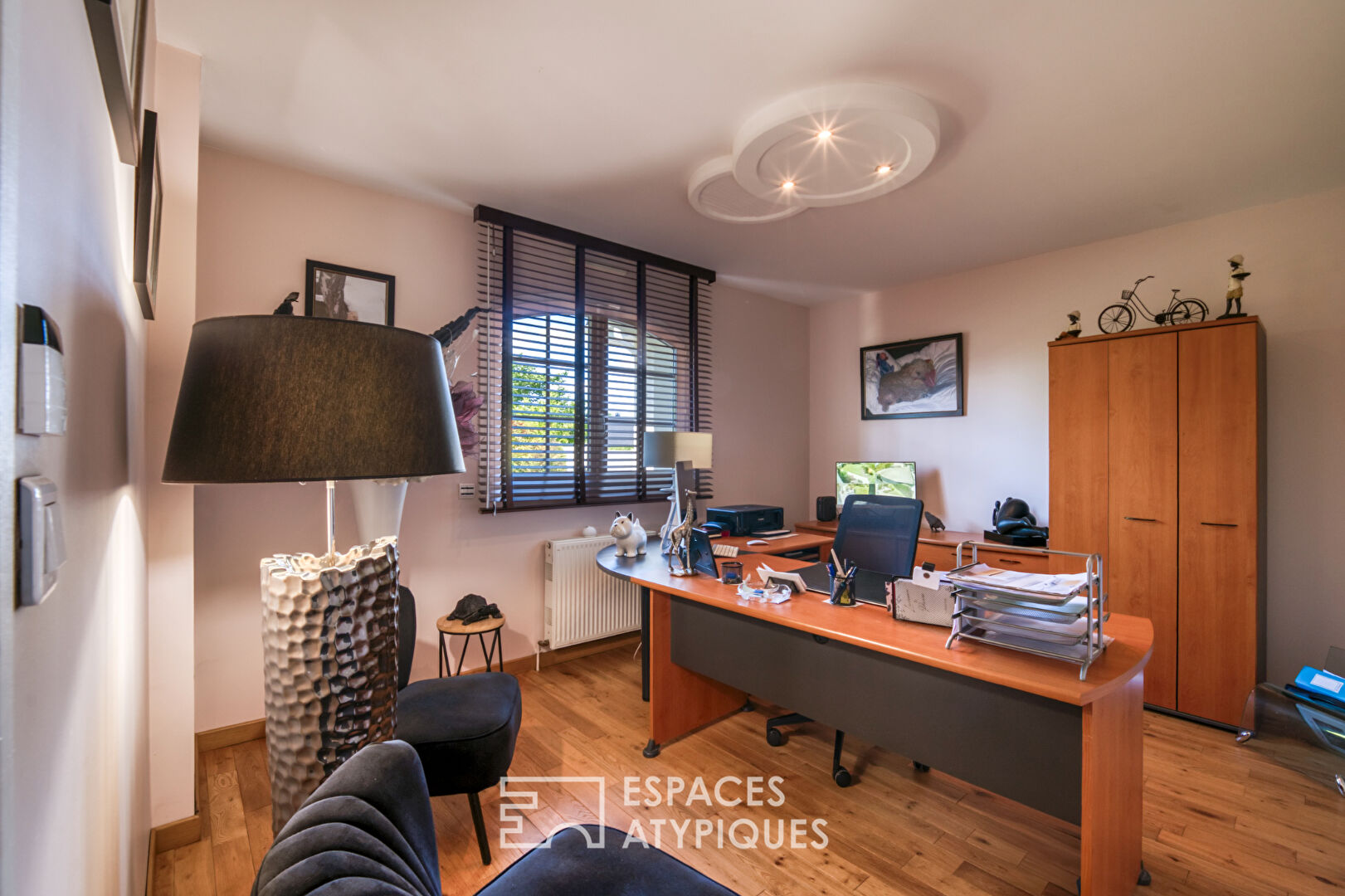 Belle maison contemporaine avec jardin et garage