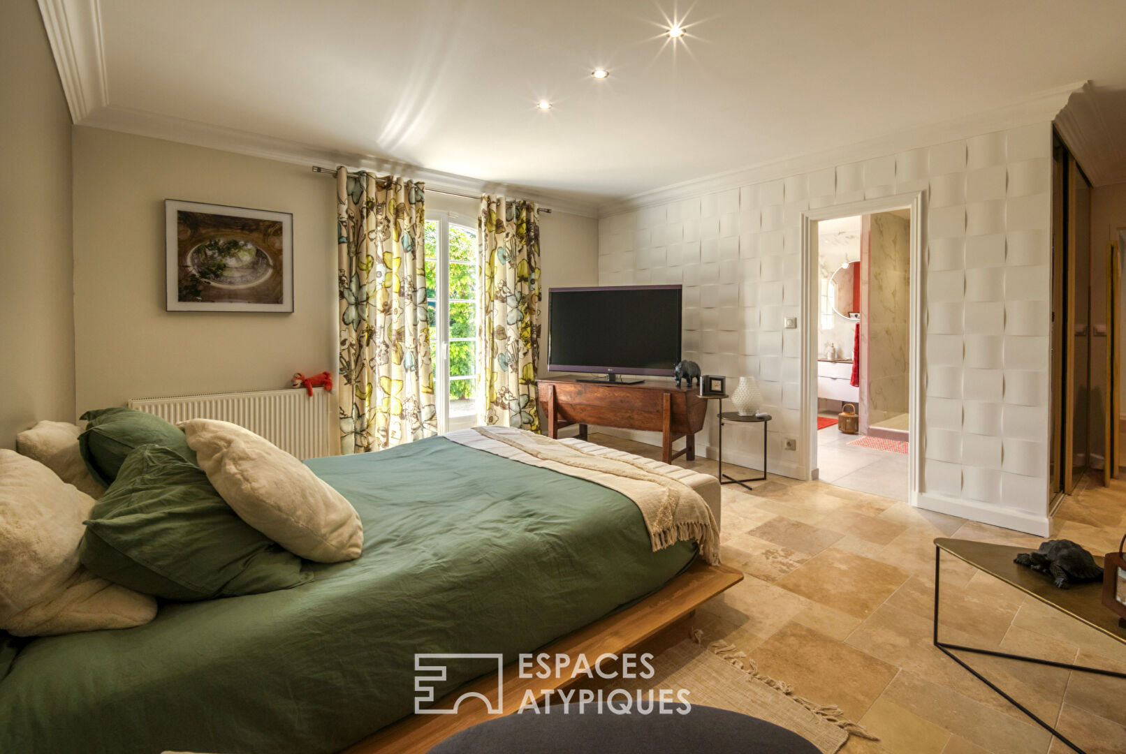 Belle maison contemporaine avec jardin et garage