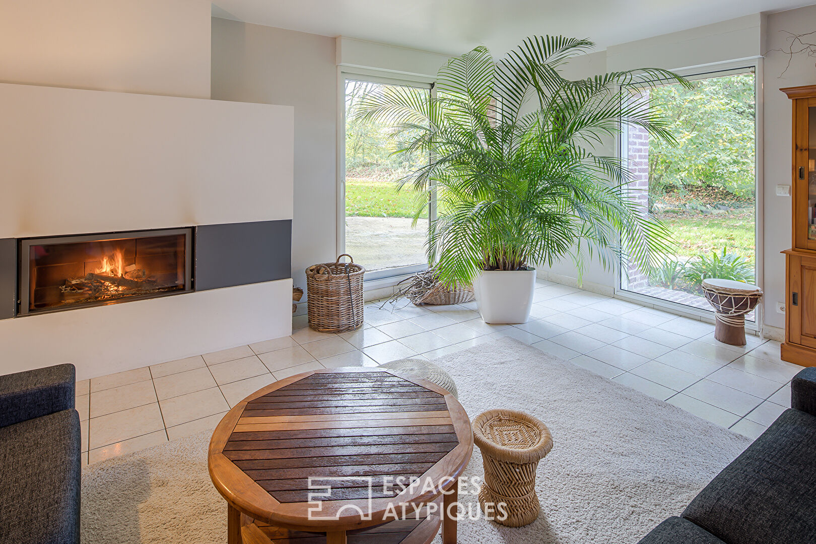 Former barn renovated from the end of the 19th century on one hectare of land