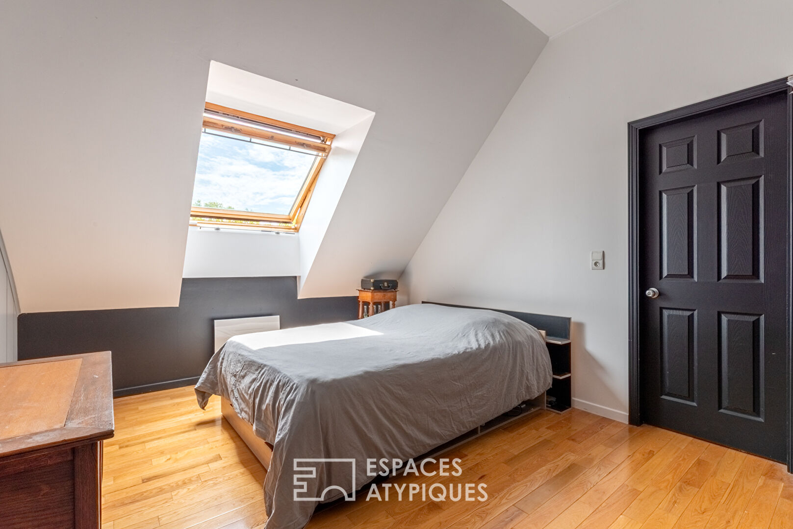 Maison québécoise en ossature bois avec piscine