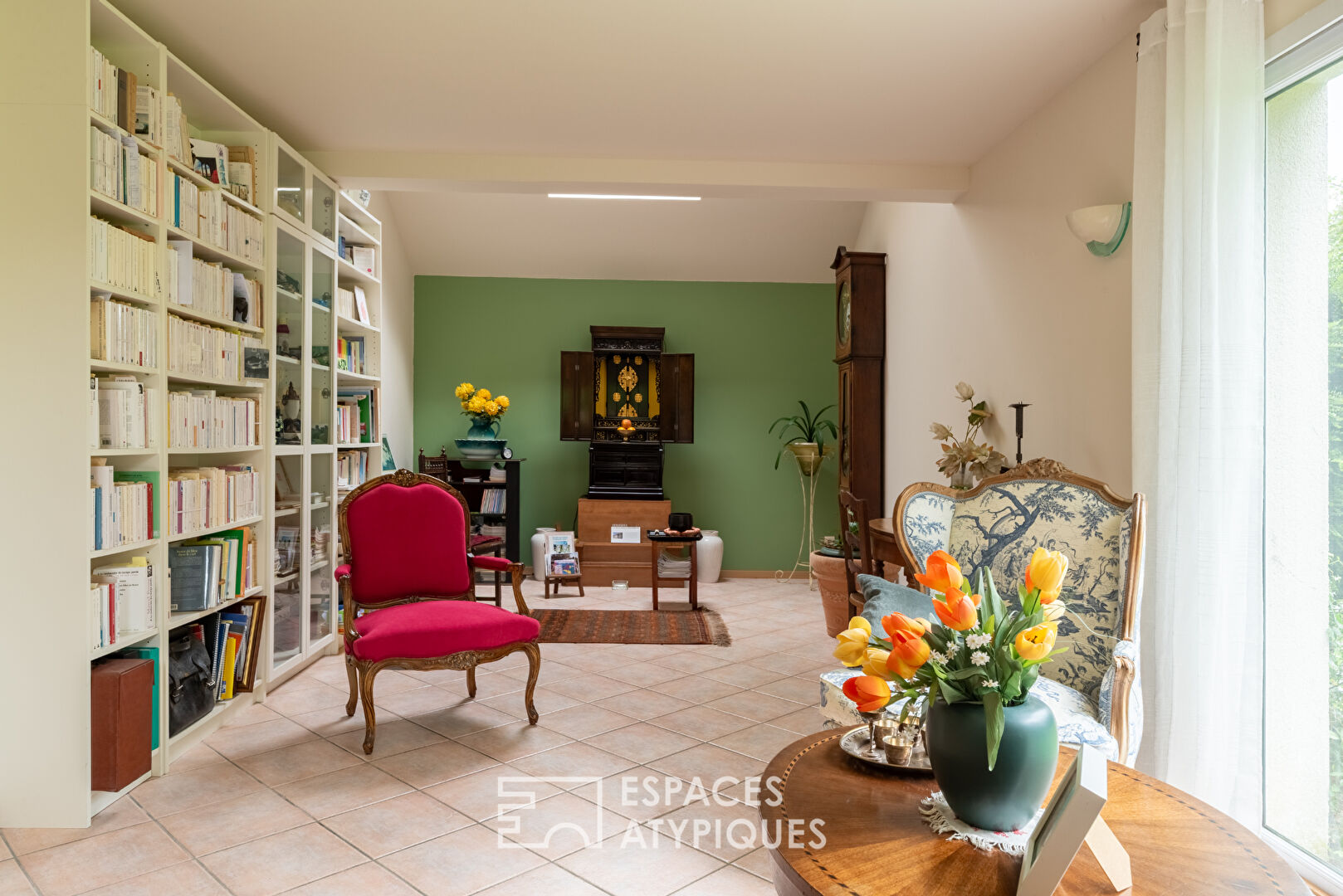 Maison familiale dans un environnement paisible