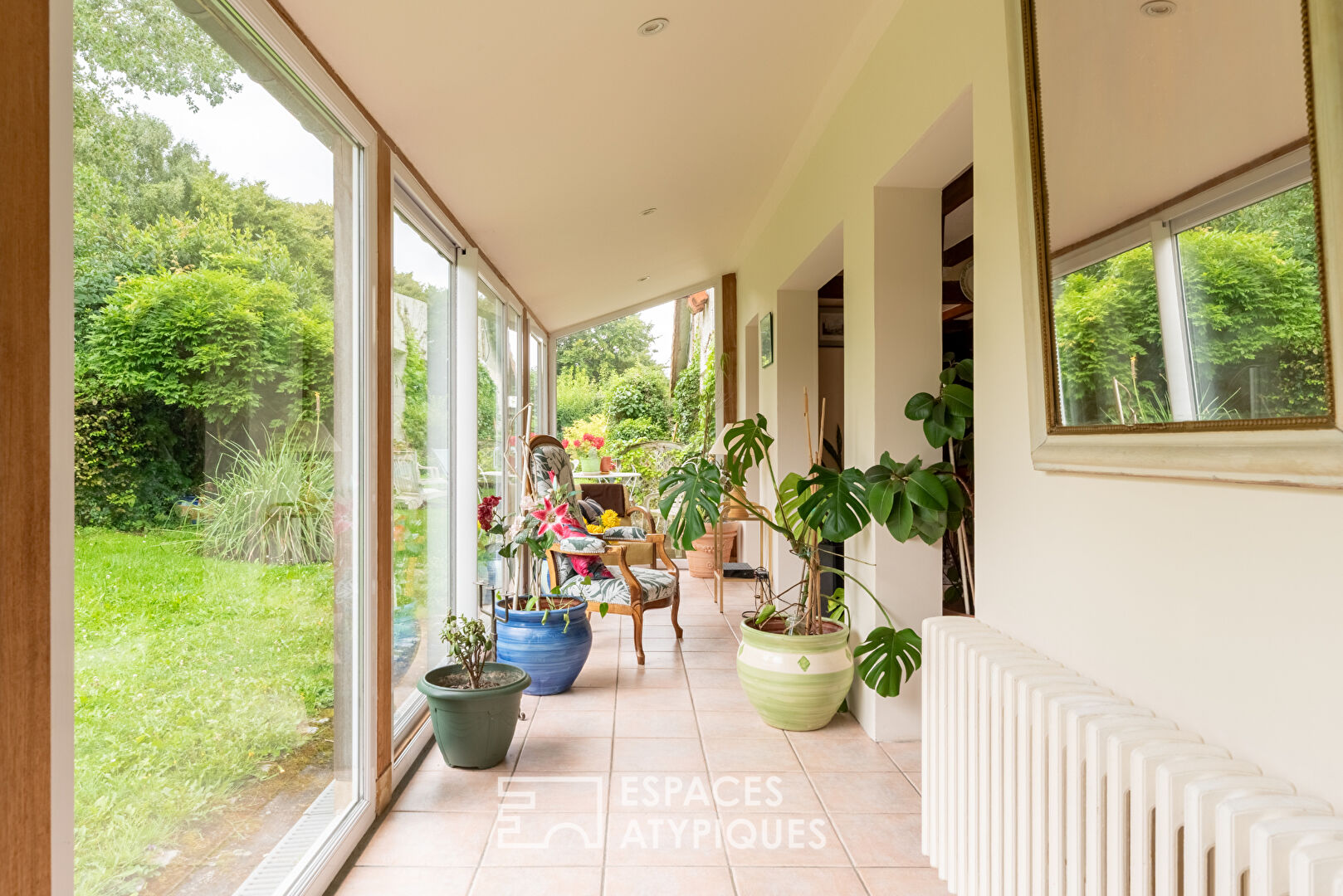 Maison familiale dans un environnement paisible