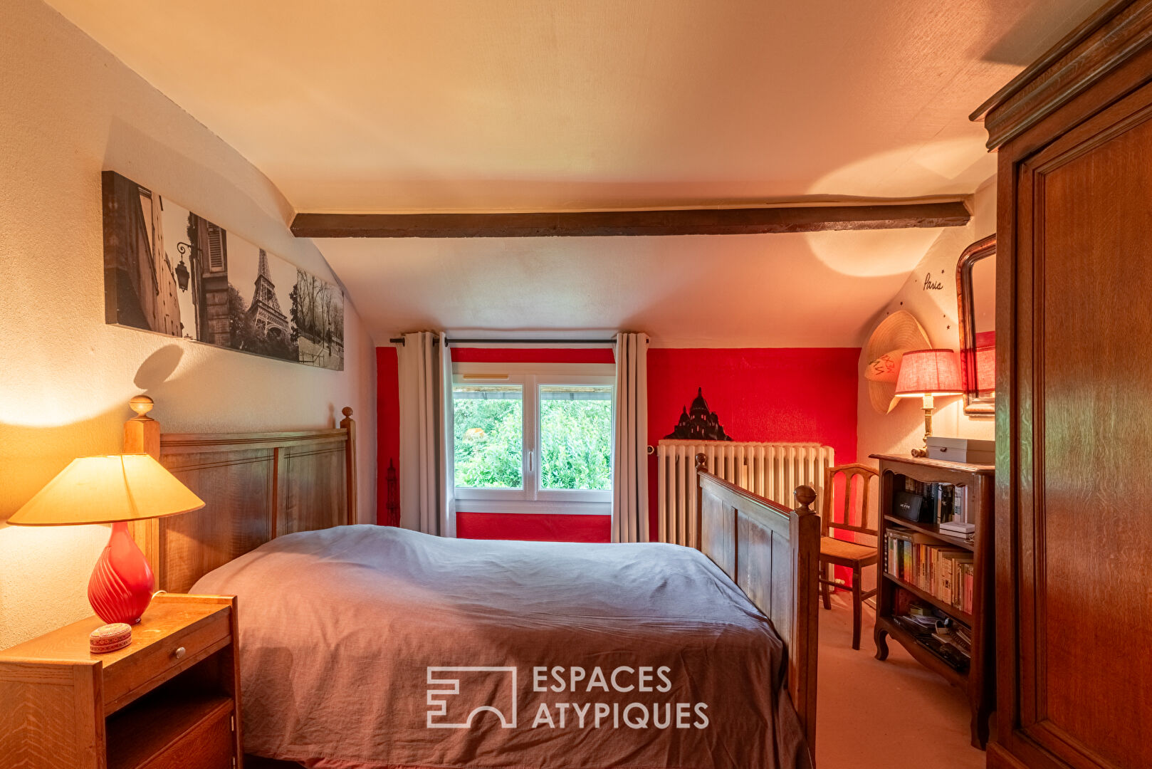 Maison familiale dans un environnement paisible