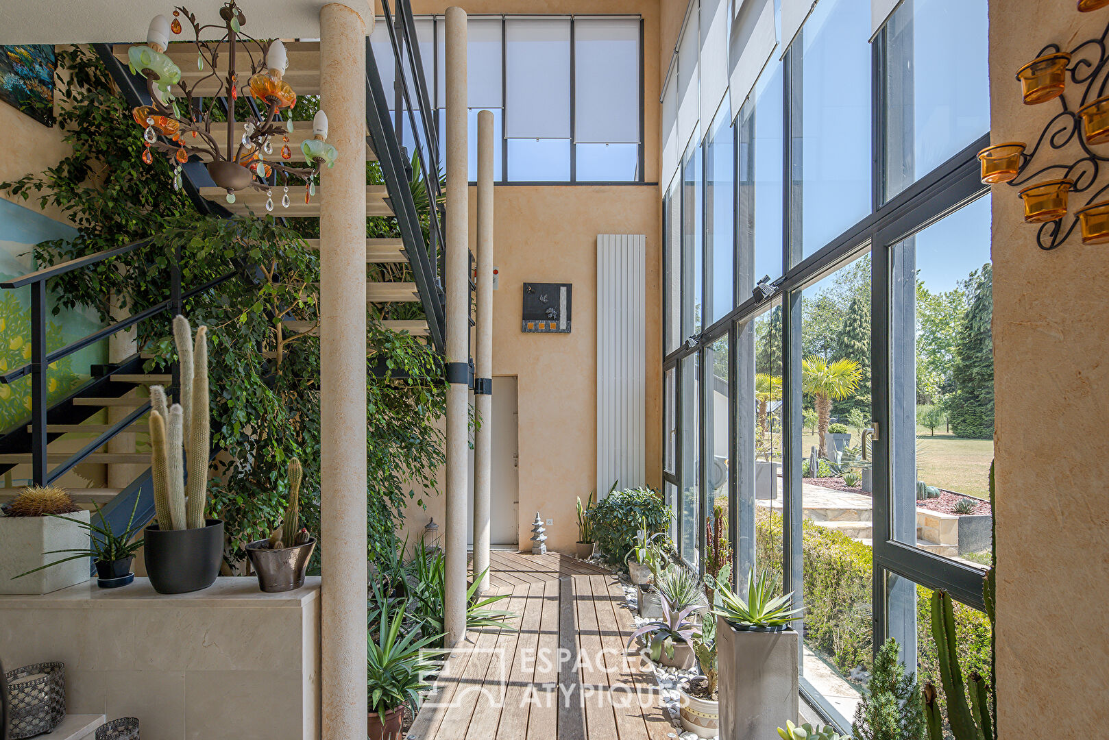 Manoir d’architecte avec piscine et paddocks dans un parc de 3 hectares